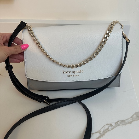 BEAUTIFUL BRAND NEW GREY AND WHITE KATE SPADE CROSS BODY! STRAP INCLUDED! - Picture 10 of 16